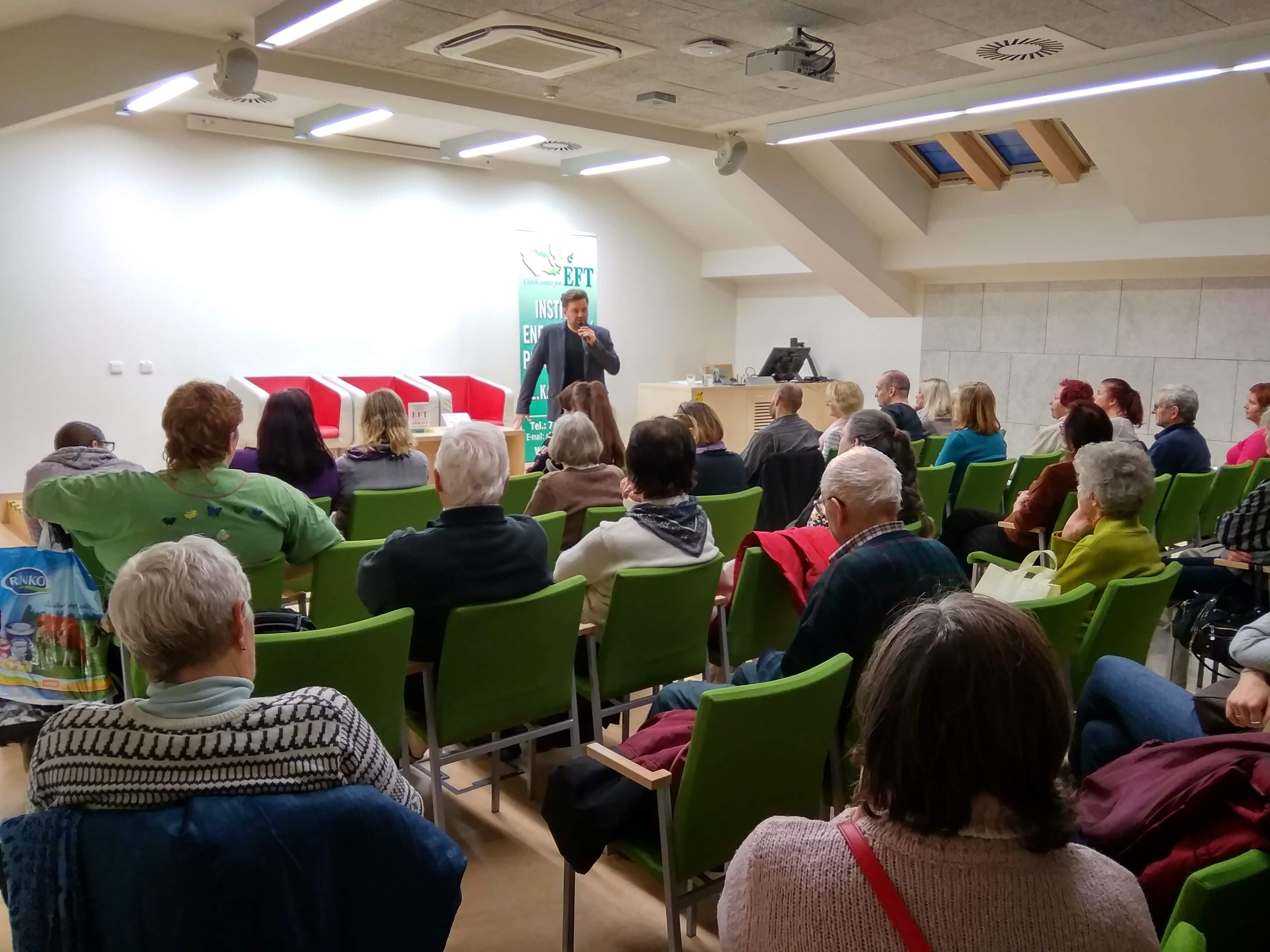 IMG_20190214_174226_HDR IMG_20190214_174226_HDR